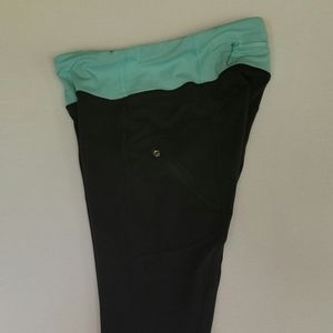 Lululemon Black and Blue leggings